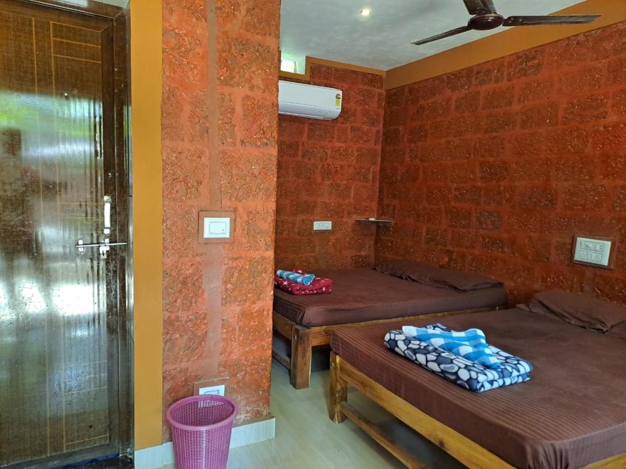 Kumta Palm Beach Resort מראה חיצוני תמונה